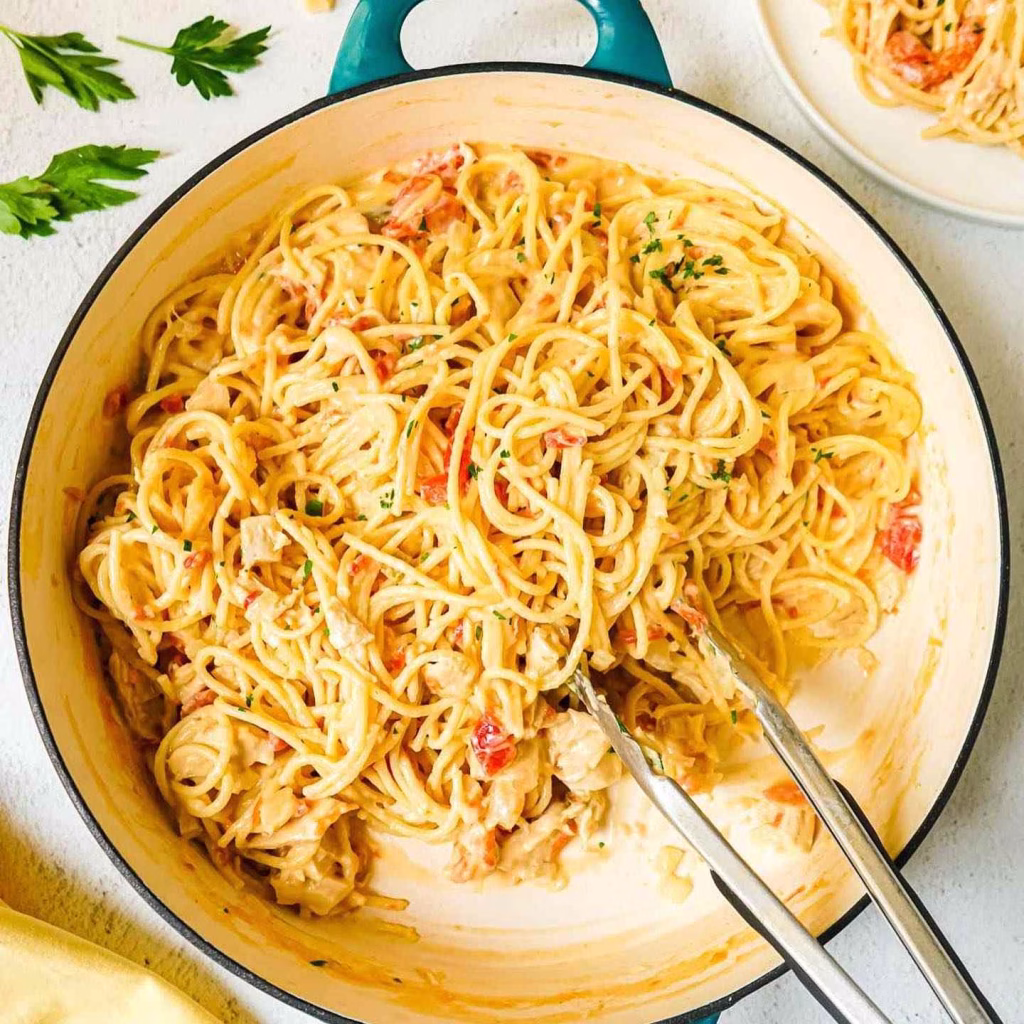 Chicken Spaghetti Recipe with Velveeta