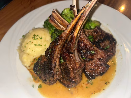 Lamb Chops with Mustard Thyme Sauce