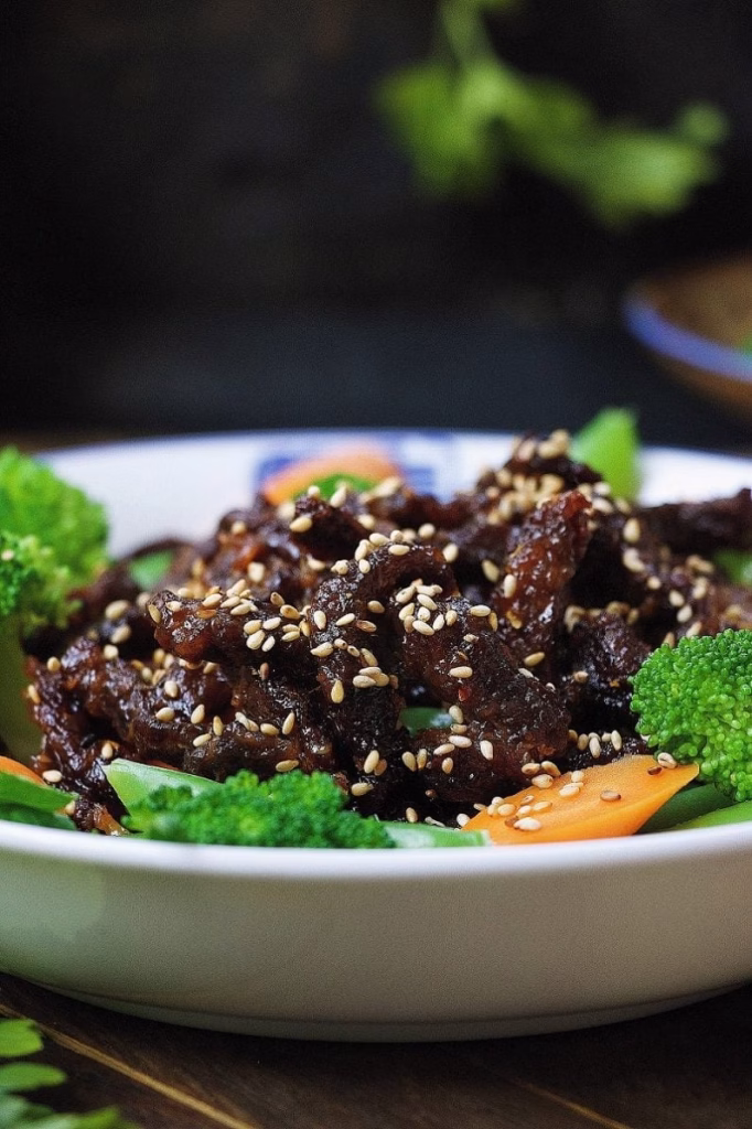 Paleo Crispy Sesame Beef {Whole30, Low Carb}