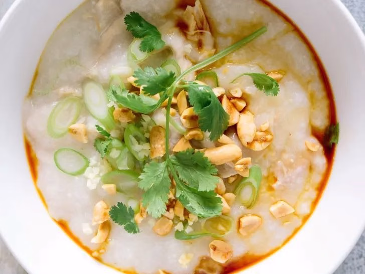 Slow-Cooker Chicken Congee