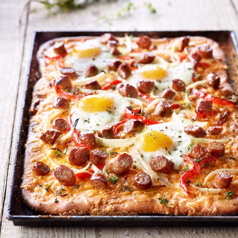 Turkey and Egg Breakfast Pizza