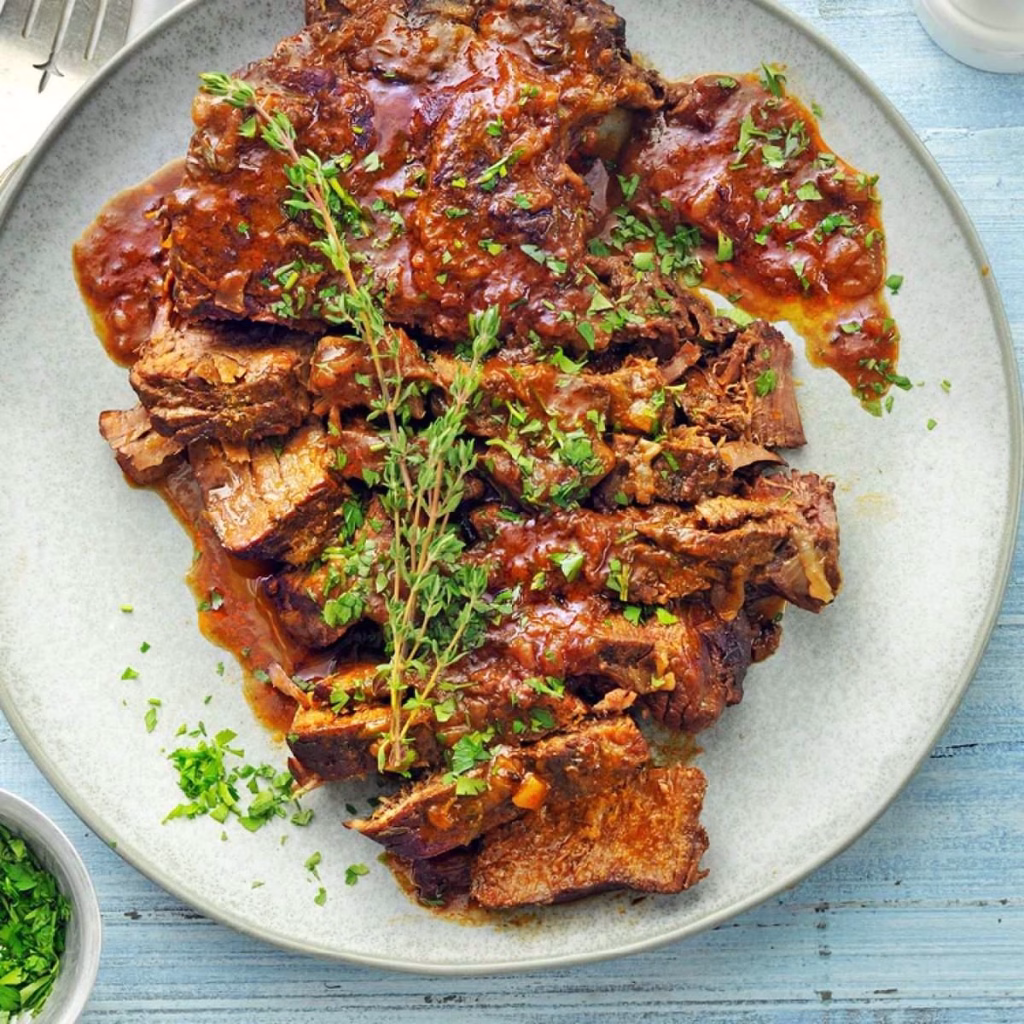 Sweet and Tangy Onion-Braised Brisket