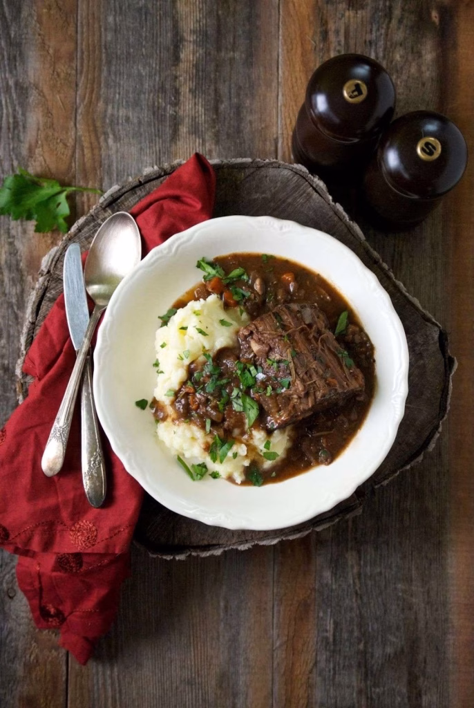  Red Wine and Rosemary Braise