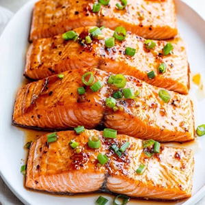 Easy One Pan Maple Glazed Salmon Recipe