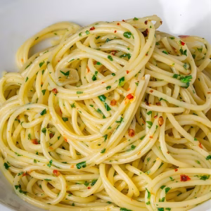 Spaghetti Aglio e Olio with Parsley Recipe