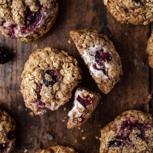 Blackberry Cream Oatmeal Sandwich Cookies Recipe