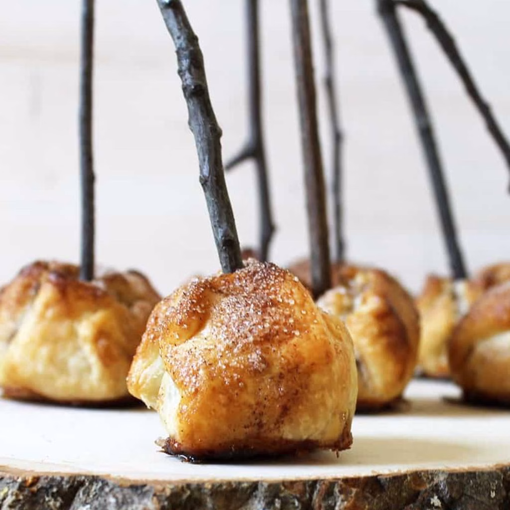 Apple Pie Skewers