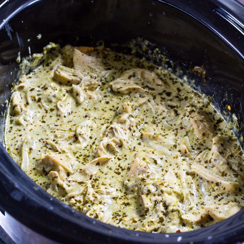 Crockpot Creamy Pesto Chicken