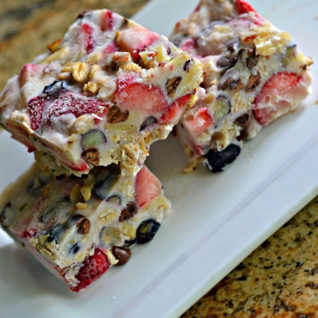 Frozen Yogurt Trail Mix Bars
