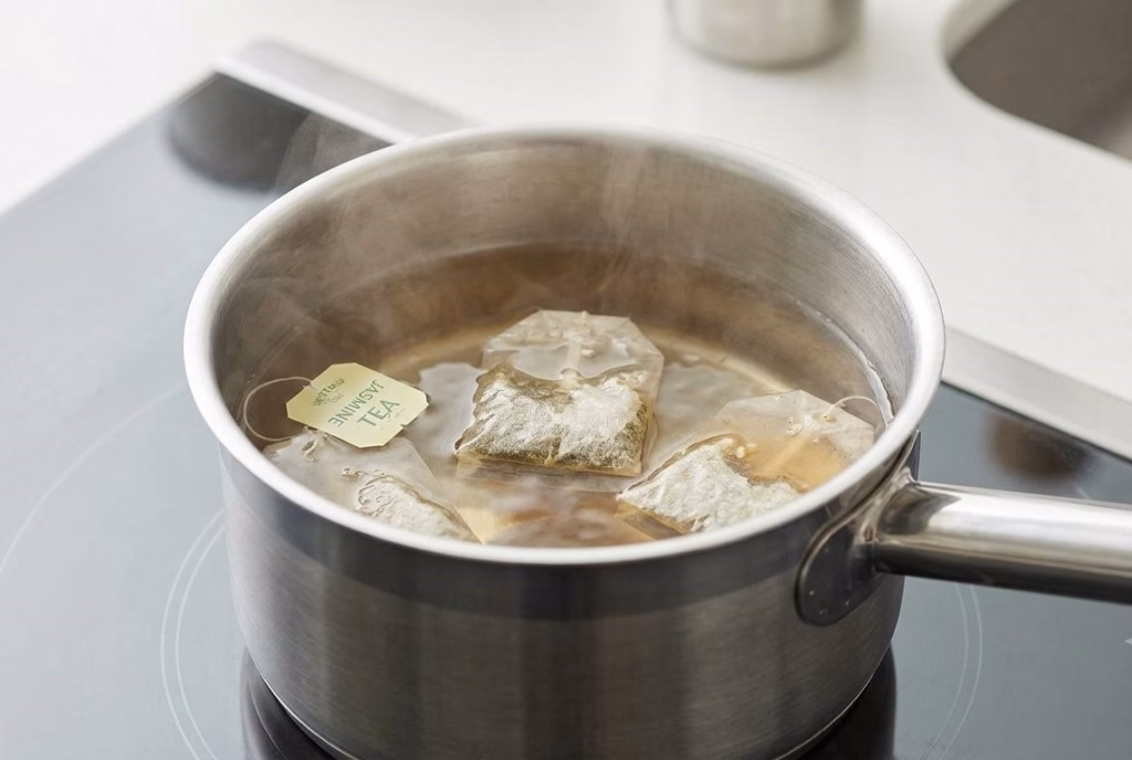 Prepare the Jasmine Tea