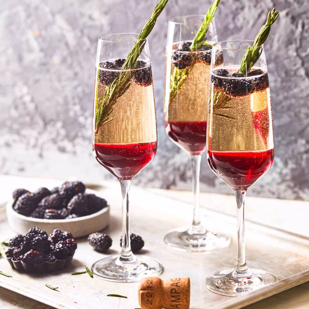 Blackberry Rose Champagne Mocktail