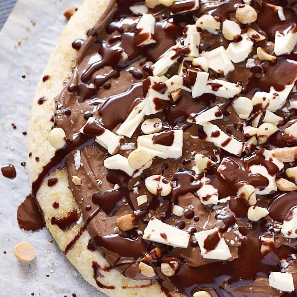 Chocolate Hazelnut Dream Pizza