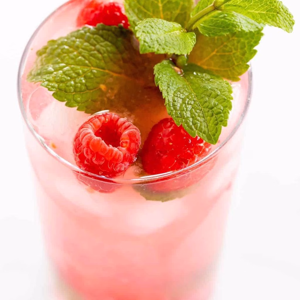 Frozen Raspberry Mojito