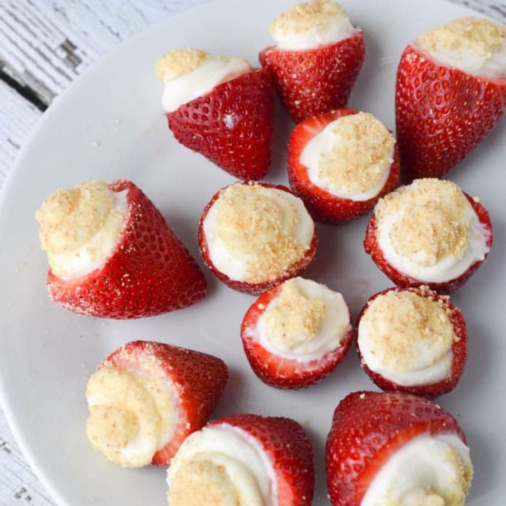 No-Bake Strawberry Cheesecake Bites