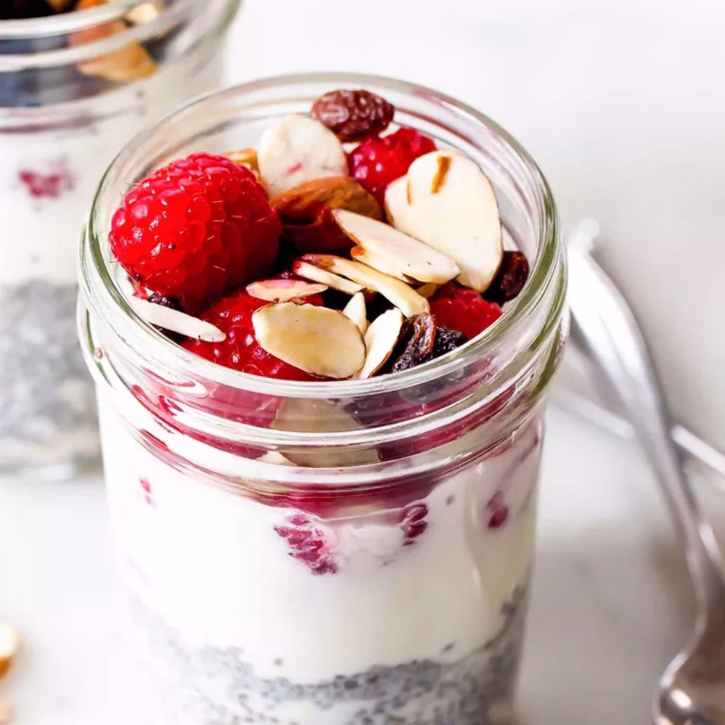 Overnight Oats with Chia Seeds (Grab and Go!)