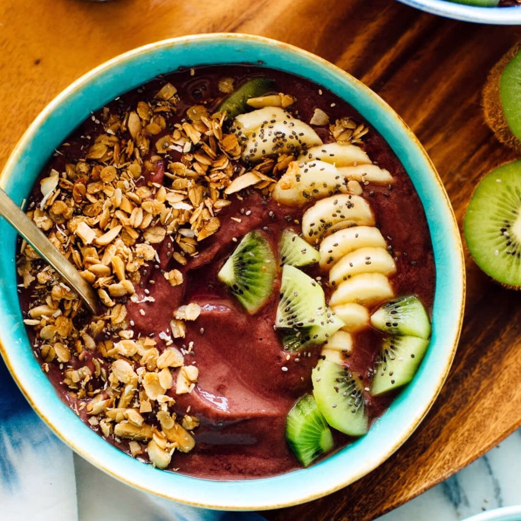 Tropical Acai Smoothie Bowl