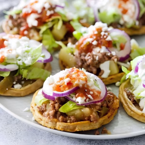 Pollo Sopes with Refried Beans & Salsa Recipe