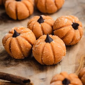 Pumpkin Cheesecake Truffles Recipe