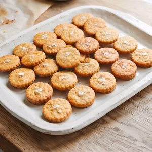 Paprika Cheese Crackers Recipe