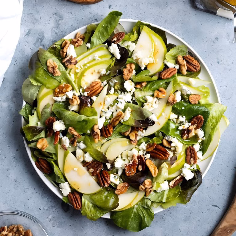 Pear Gorgonzola Salad Recipe