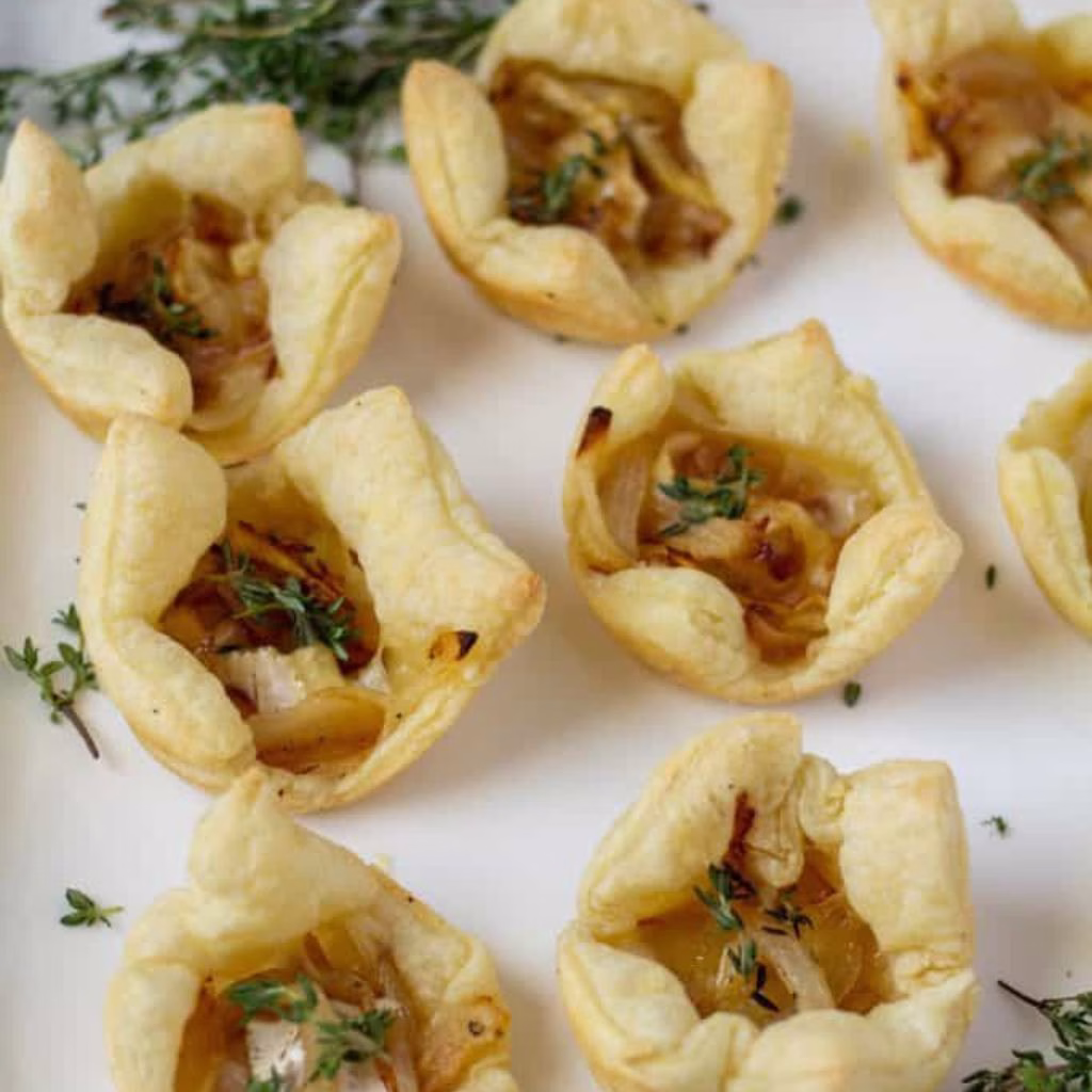 Brie and Caramelized Onion Bites