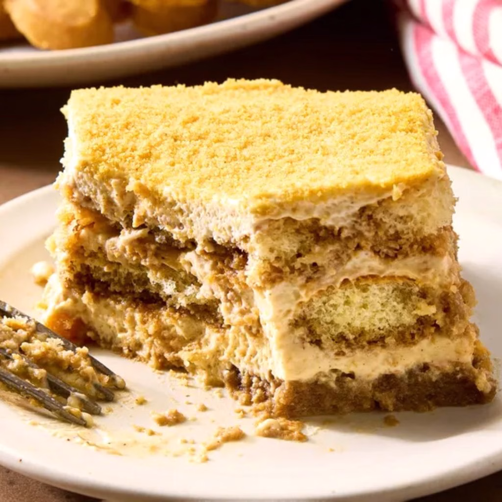 Gingerbread Tiramisu Cheesecake