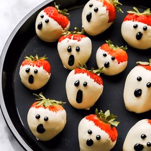 Halloween Ghost Strawberries Recipe